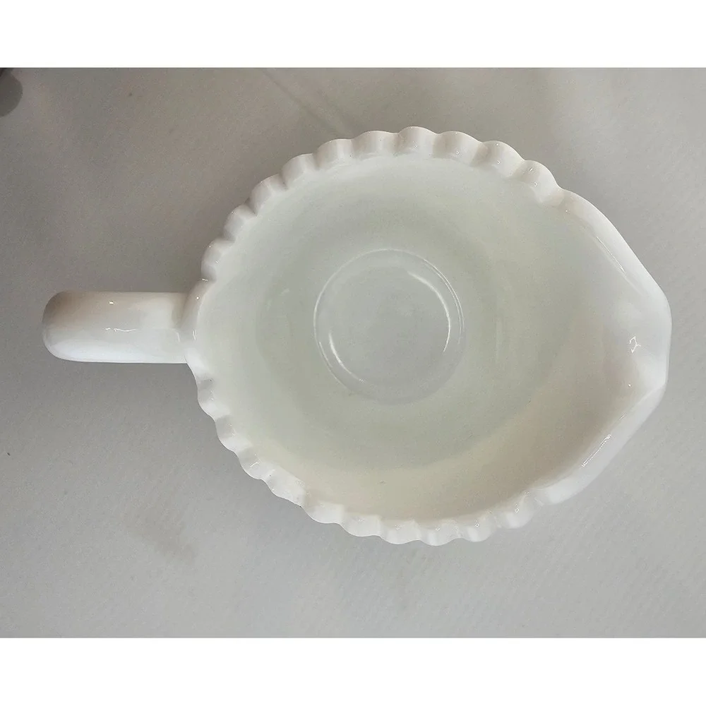Vintage Milk Glass Creamer and Sugar Bowl Set Starburst mid-century‎ Farmhouse